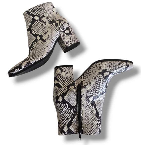 New 🥀 ALDO Ladies Gray Snakeskin Leather Ankle Boots - Picture 9 of 16